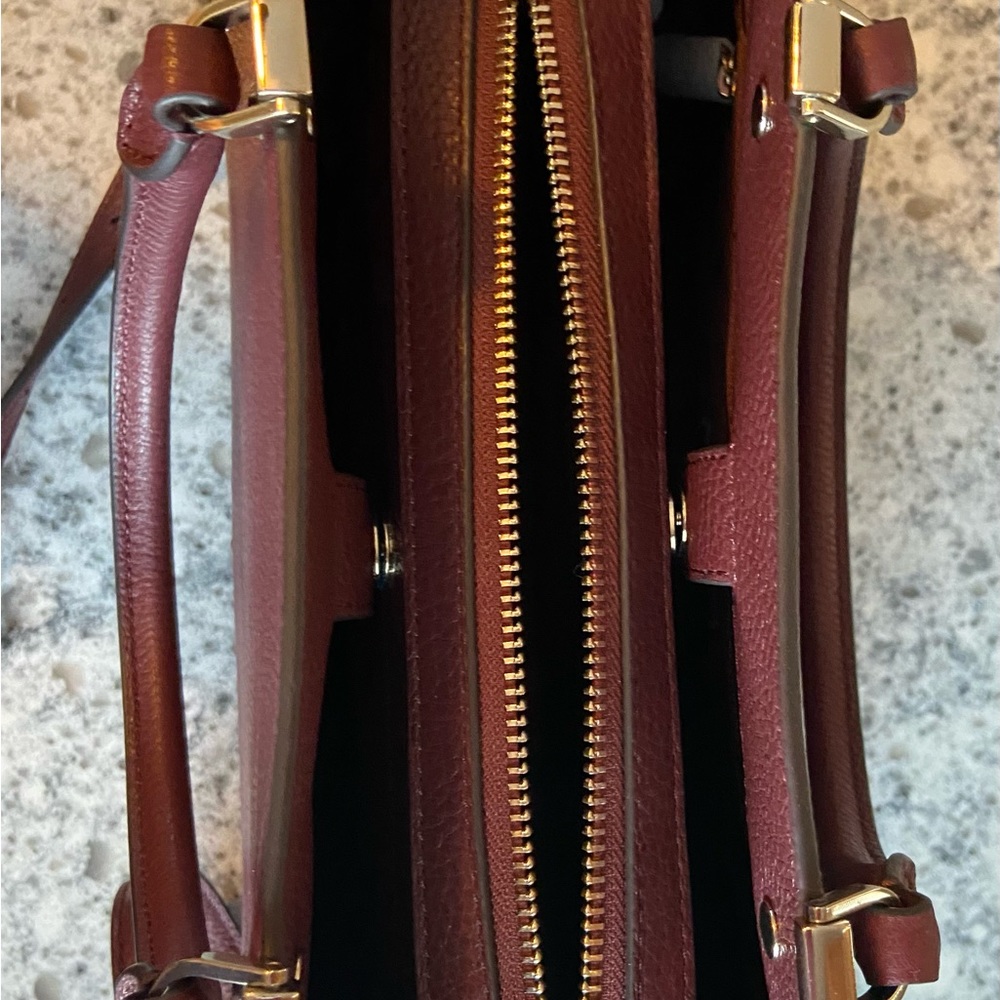 Brand new Kate Spade Purse - Picture 6 of 11